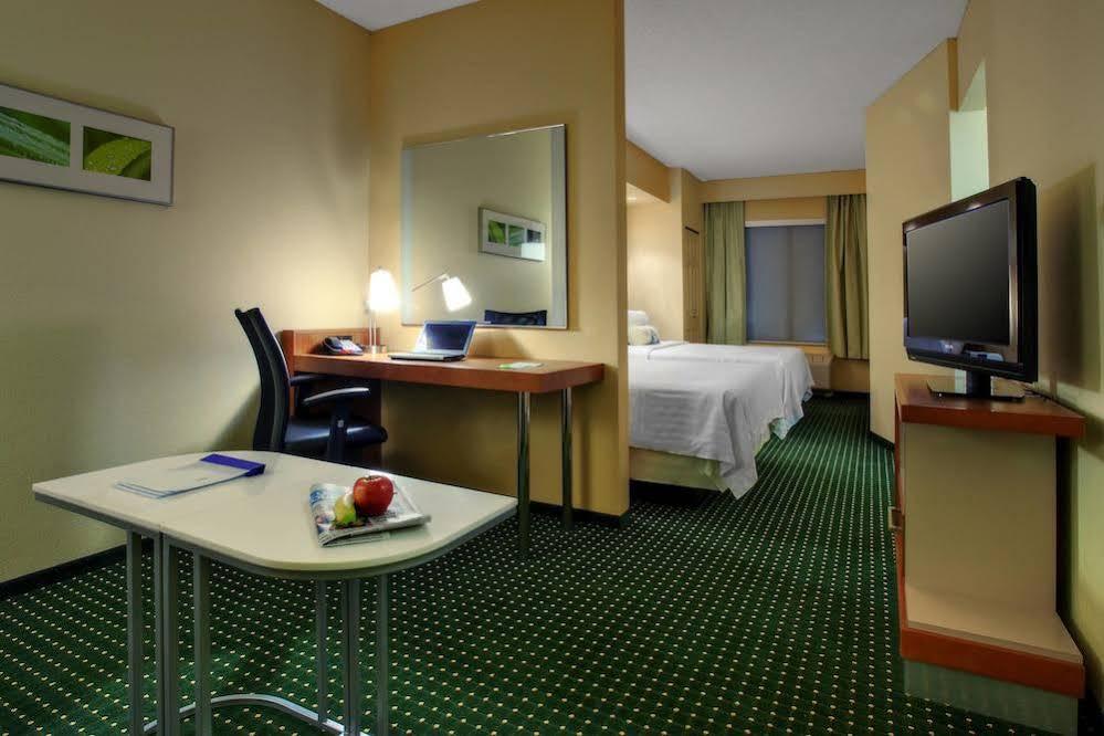 Springhill Suites By Marriott Baton Rouge North / Airport Exterior foto